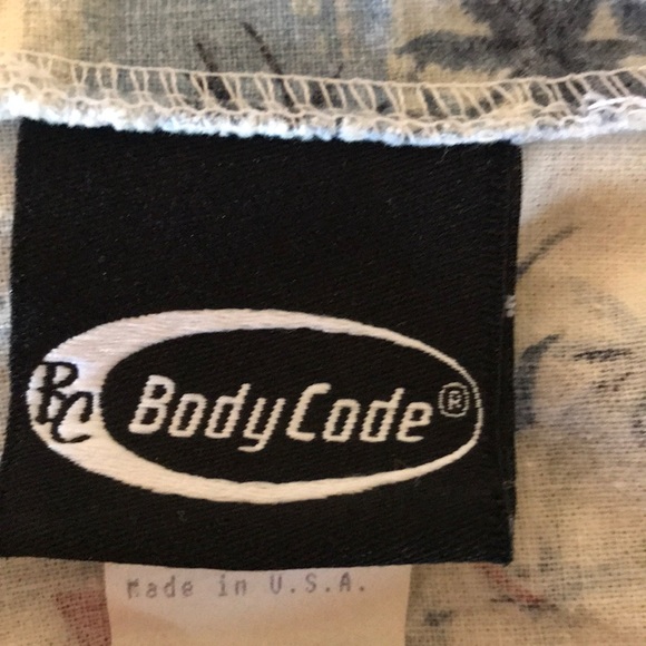 Blouse - Picture 3 of 4